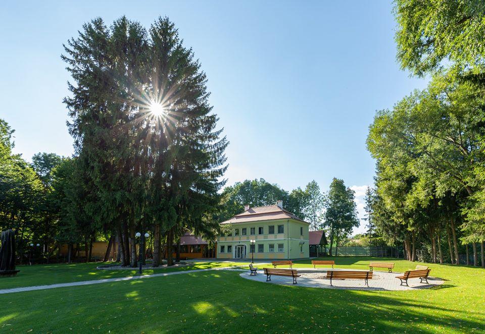 Arcuș